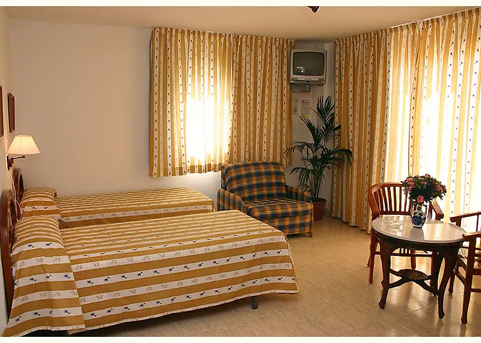 W Ibiza 5* Santa Eularia des Riu