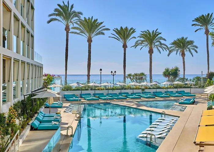 W Ibiza Hotel Santa Eularia des Riu