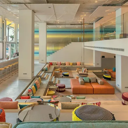 W Ibiza 5* Santa Eularia des Riu