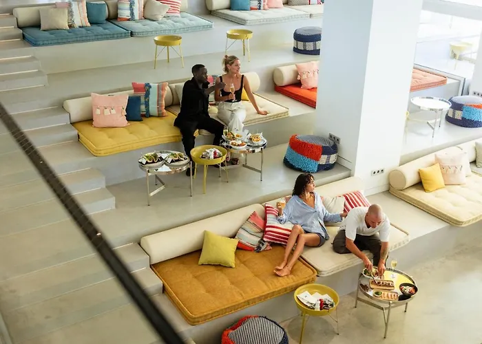 W Ibiza Santa Eulària des Riu