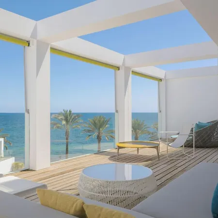 W Ibiza ホテル 5*