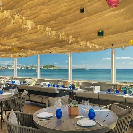Hotel W Ibiza Santa Eularia des Riu
