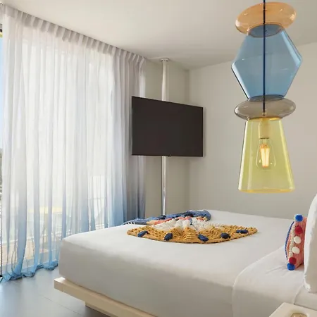 Hotel W Ibiza 5*