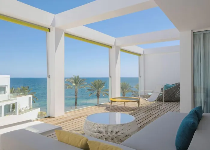 W Ibiza Szálloda 5*