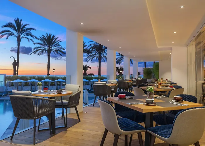 W Ibiza Szálloda 5*